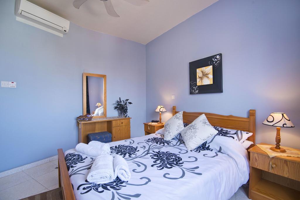 King'S Palace Apartment بافوس المظهر الخارجي الصورة